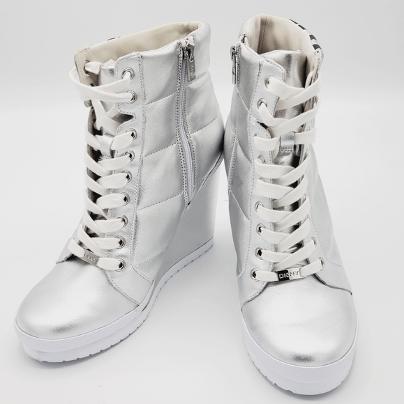 DKNY SILVER METALLIC WEDGE WOMEN SHOES SZ 8.5